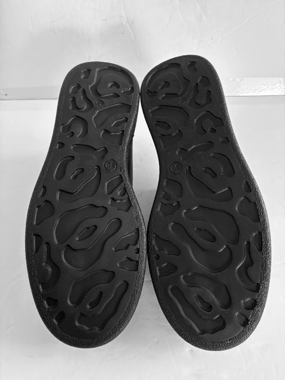 Apollo Moda Black Women's Casual CHEKICH Sneakers Size 5.5 NWT - Picture 10 of 11